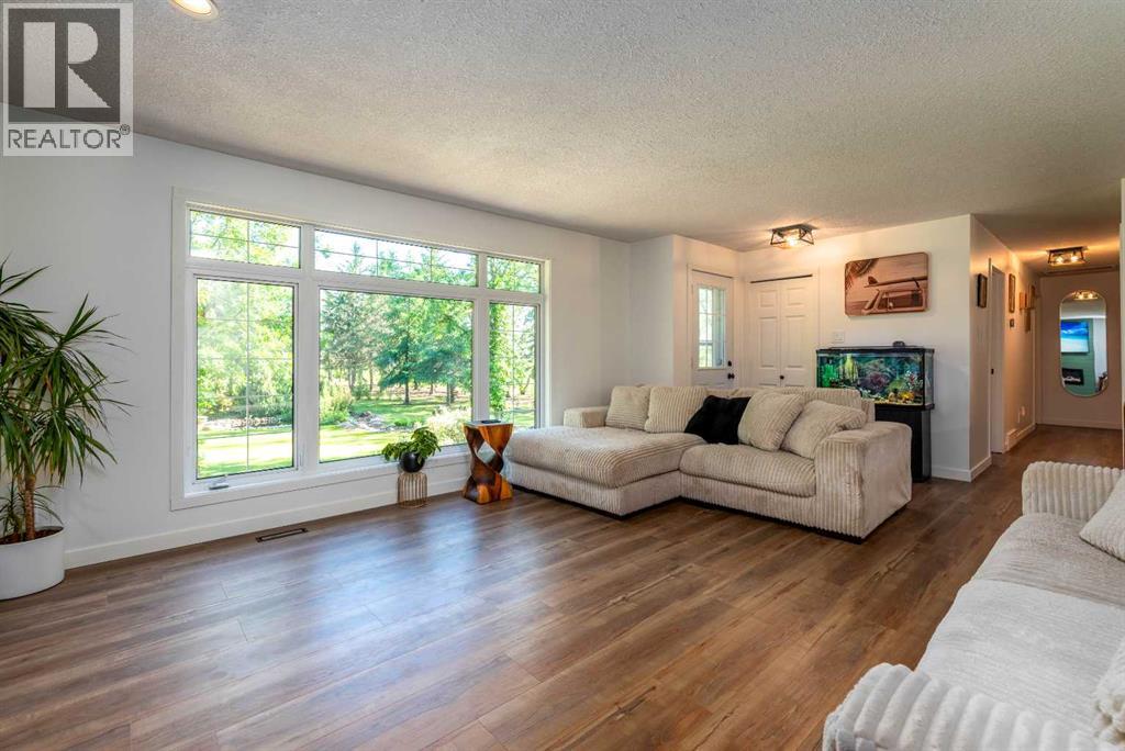 322540 48 TWP-Road - 6
