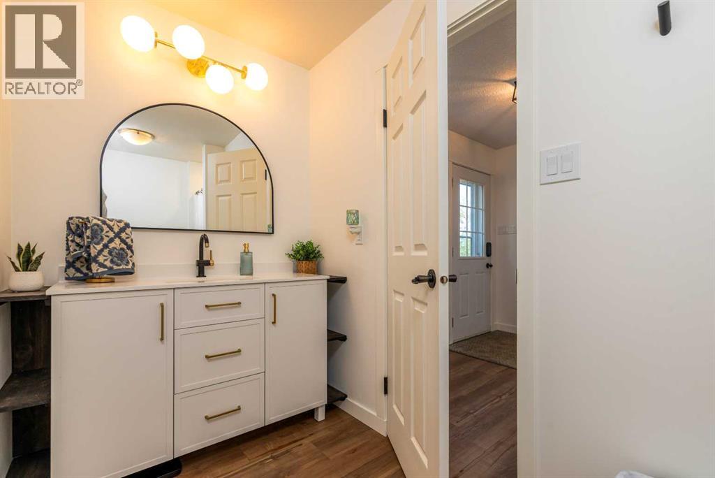 322540 48 TWP-Road - 22