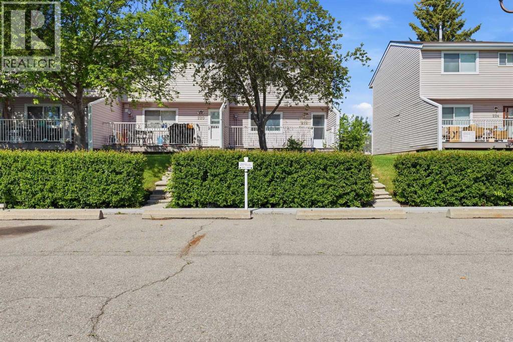 222 Marlborough Way NE - 17