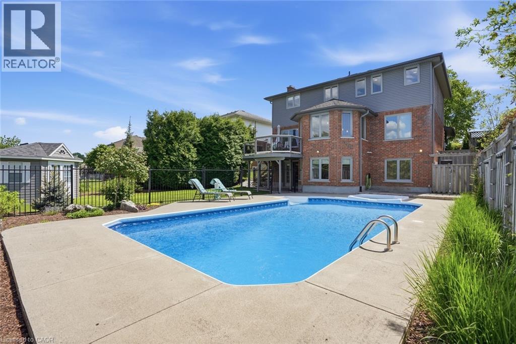 28 BATHGATE Drive - 46