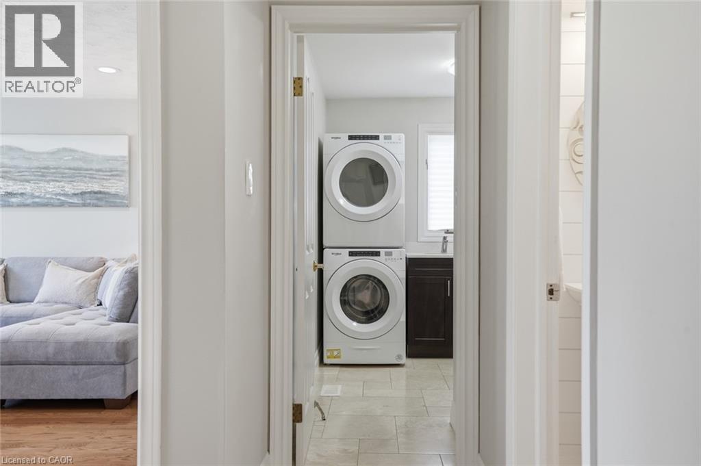 28 BATHGATE Drive - 40