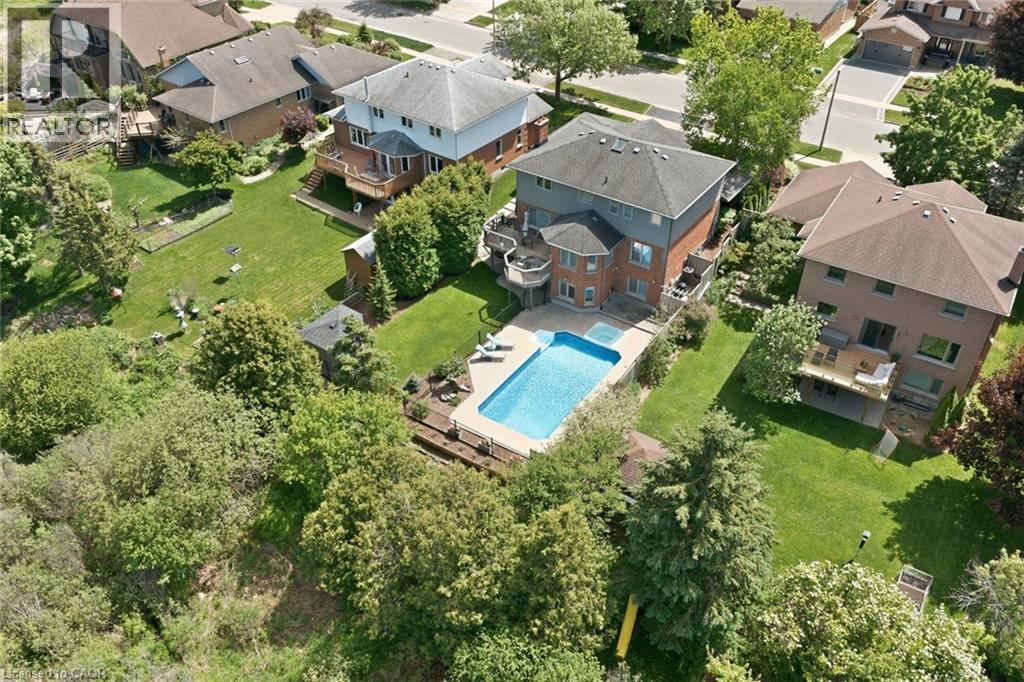 28 BATHGATE Drive - 42