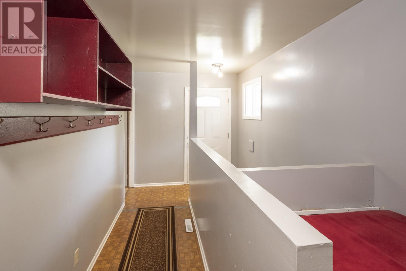 40 Lawrence Ave - 29