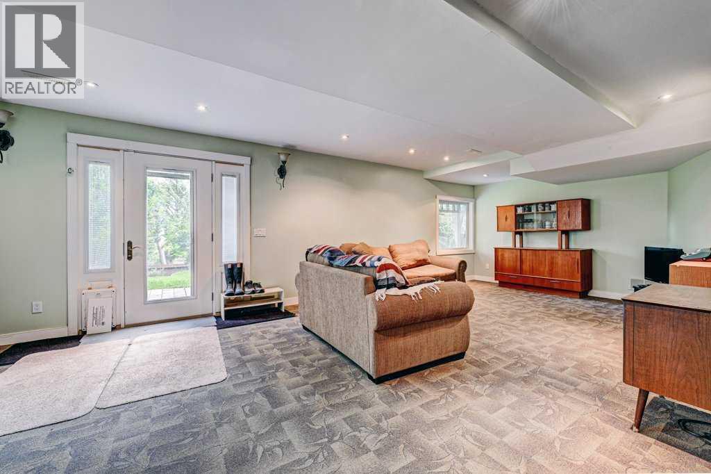 2824 Signal Hill Drive SW - Image 38