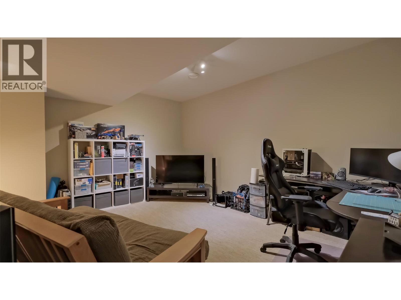 #82 2490 Tuscany Drive - 35