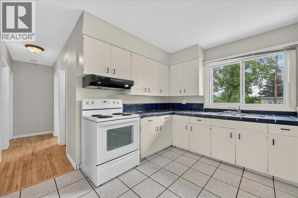 7804 34 Avenue NW - 10