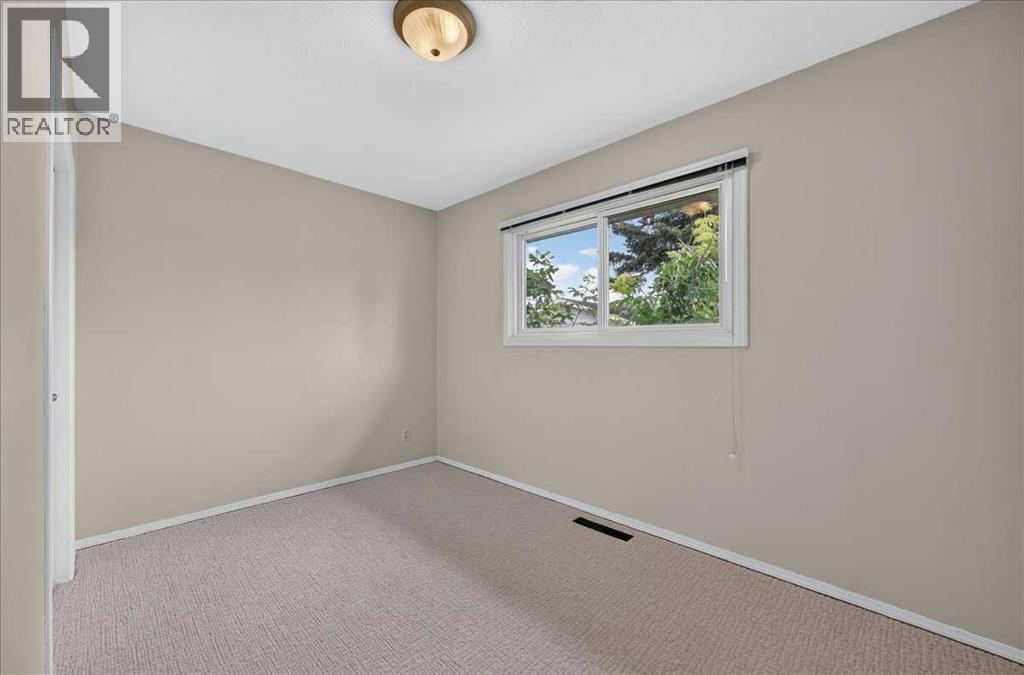 7804 34 Avenue NW - 15