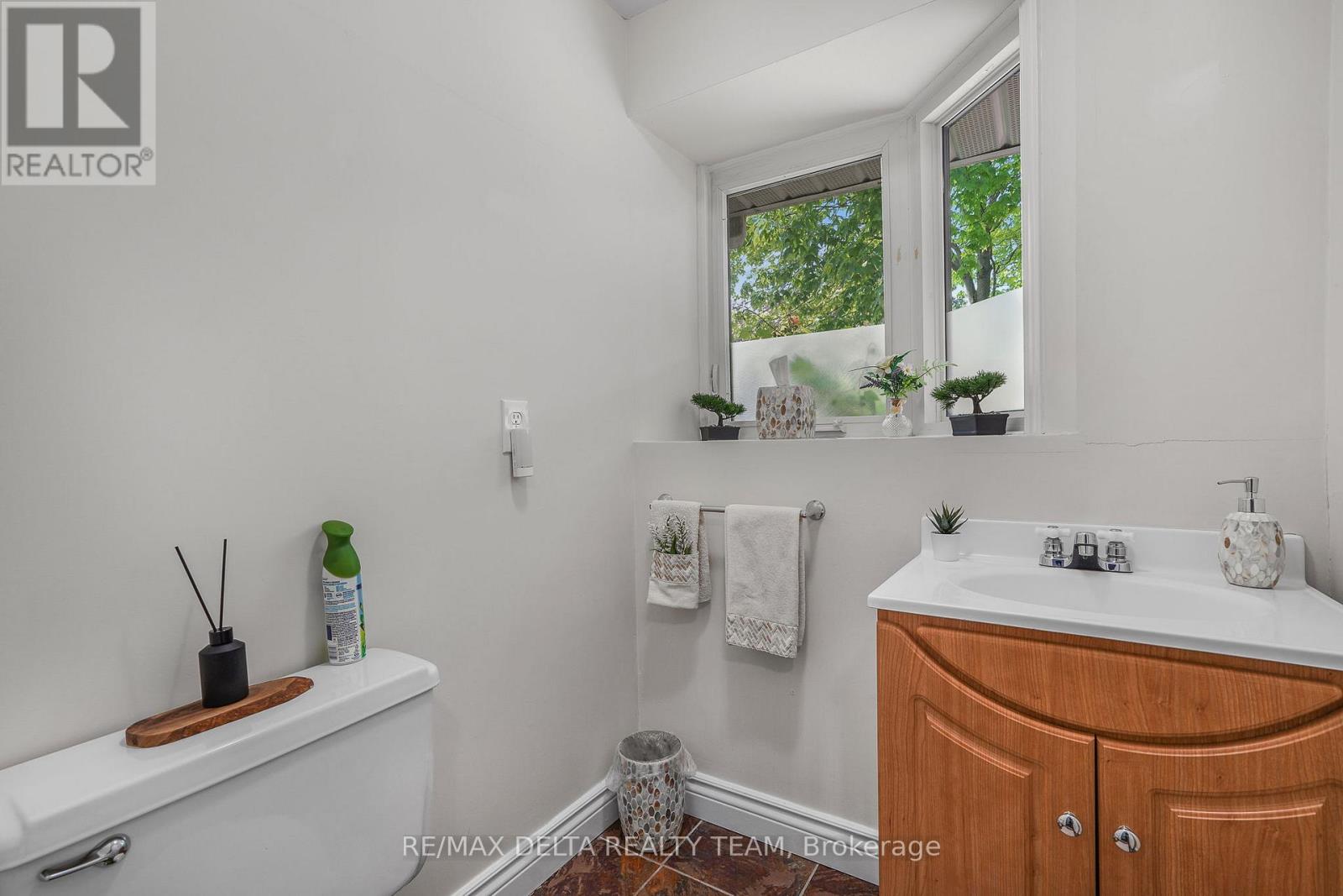 1107 DES FORETS AVENUE - 12