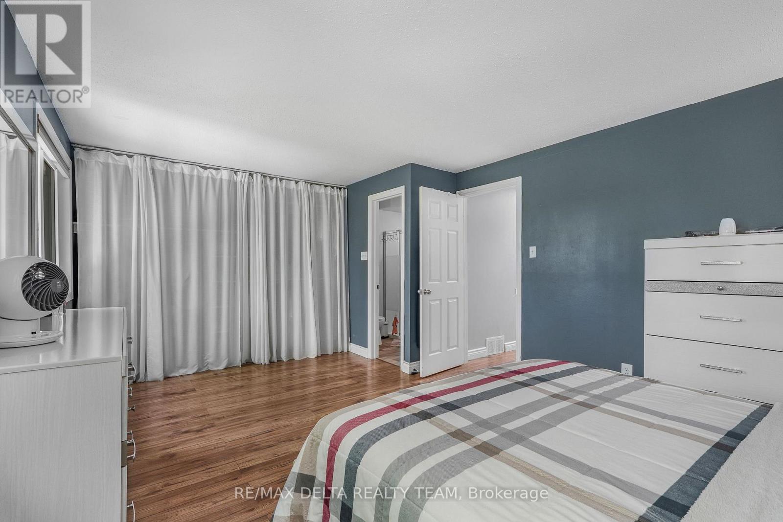 1107 DES FORETS AVENUE - 14