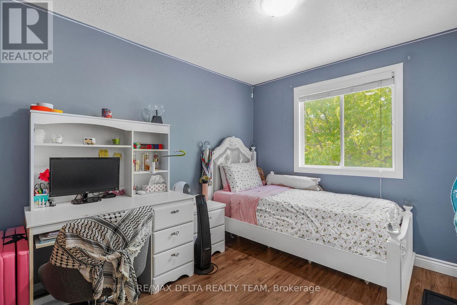 1107 DES FORETS AVENUE - 17