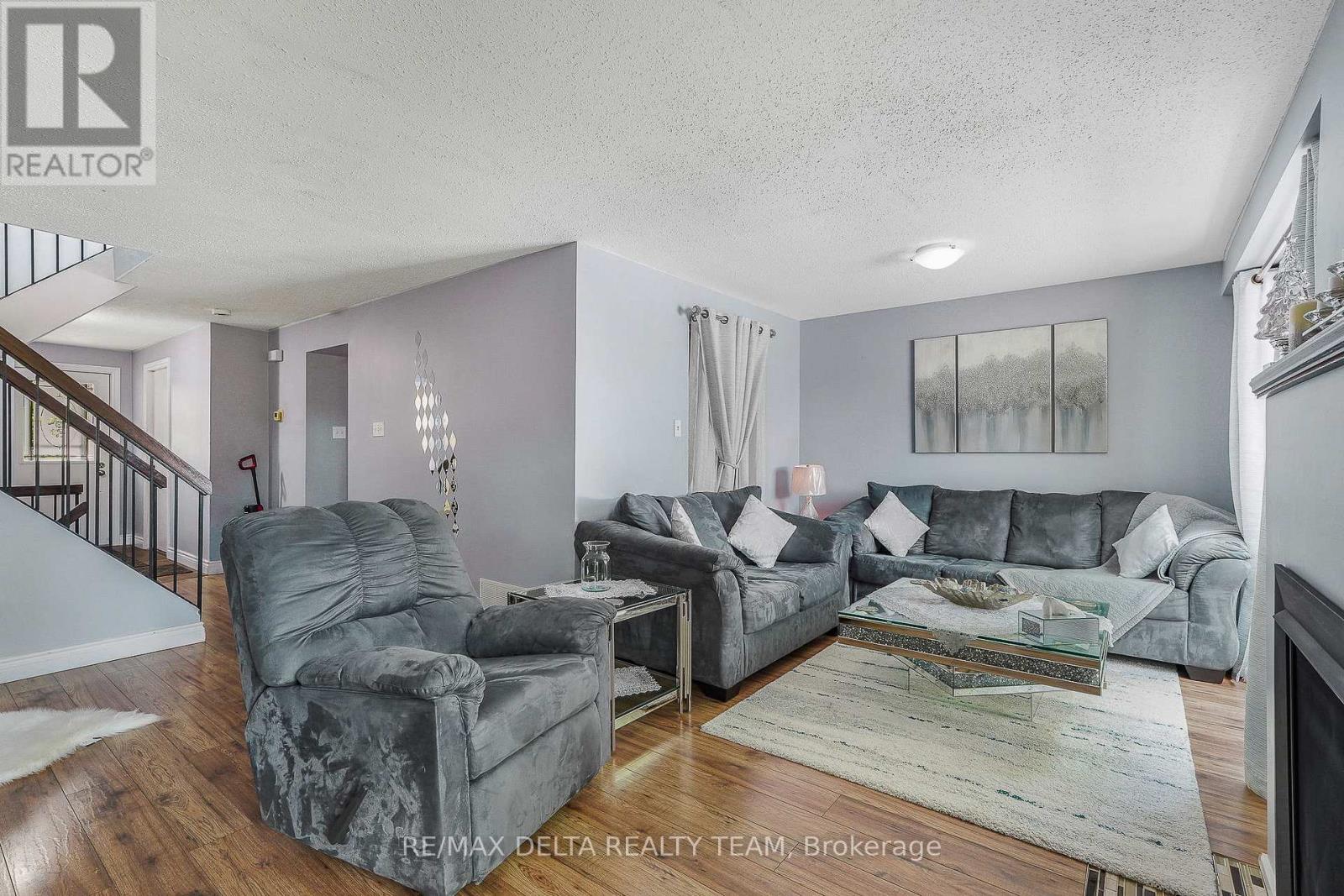 1107 DES FORETS AVENUE - 3