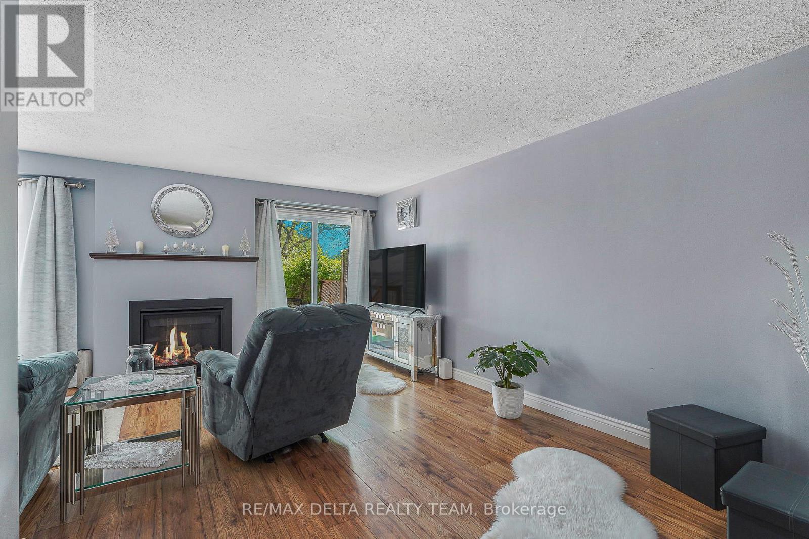 1107 DES FORETS AVENUE - 4