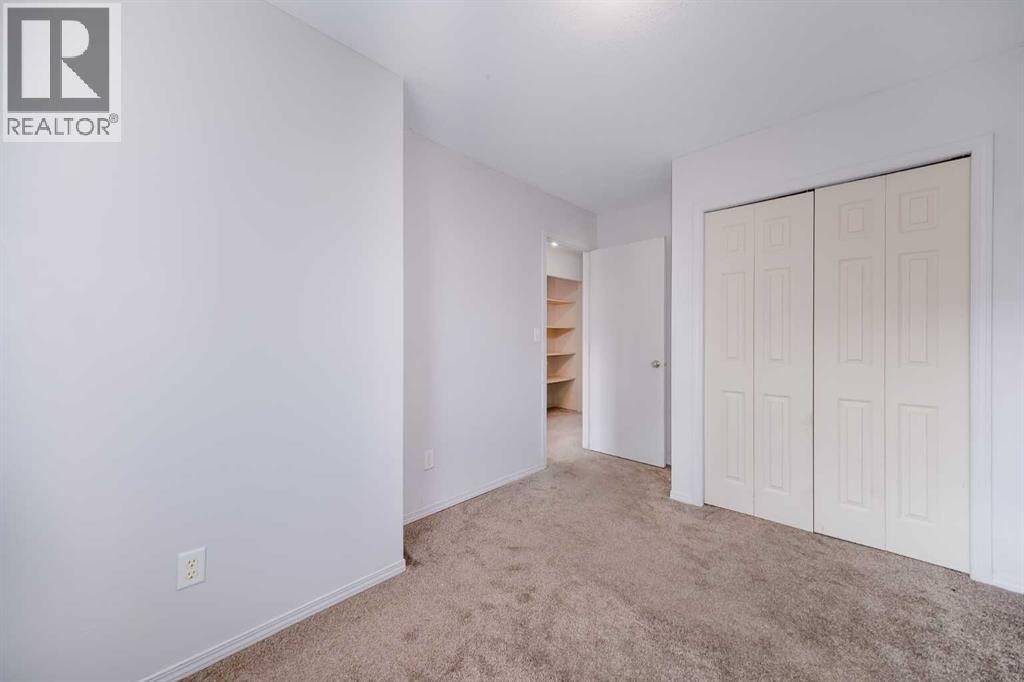 #3 4406 46 Avenue - 24