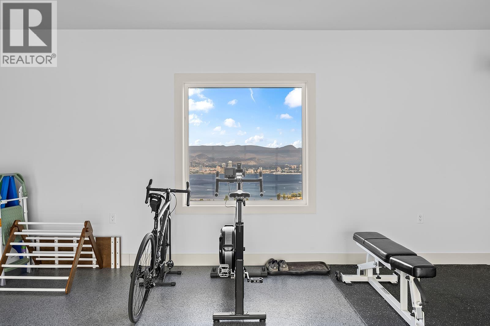 1547 McNaughton Road - 34