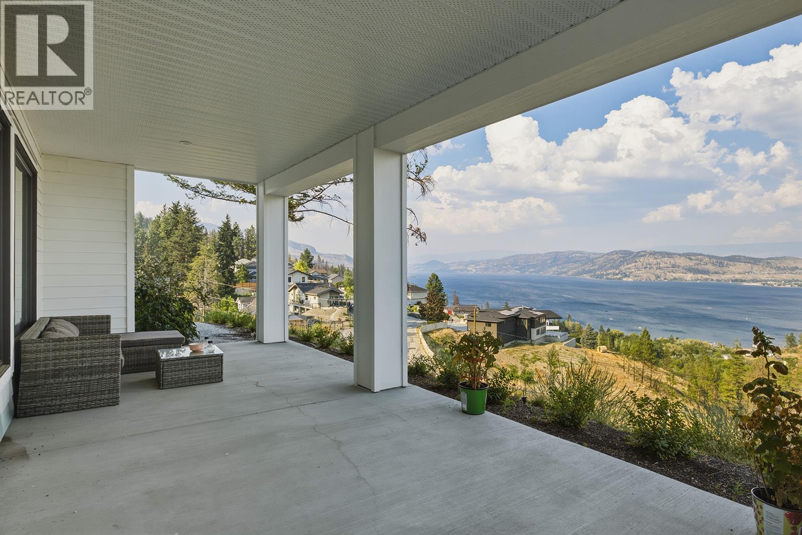 1547 McNaughton Road - 41