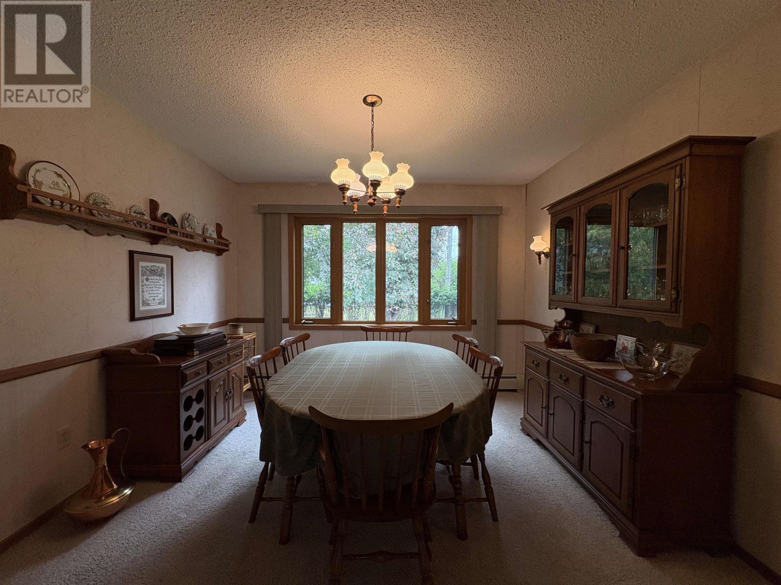 952 Russell BAY - 12