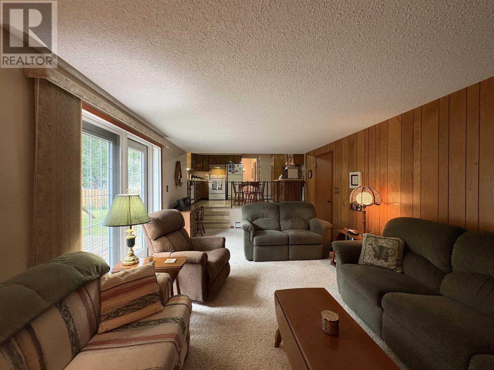 952 Russell BAY - 18