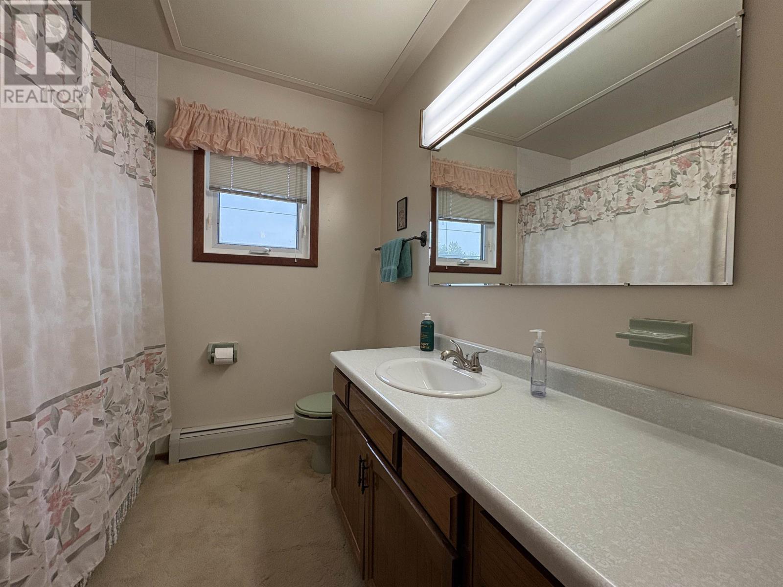 952 Russell BAY - 28