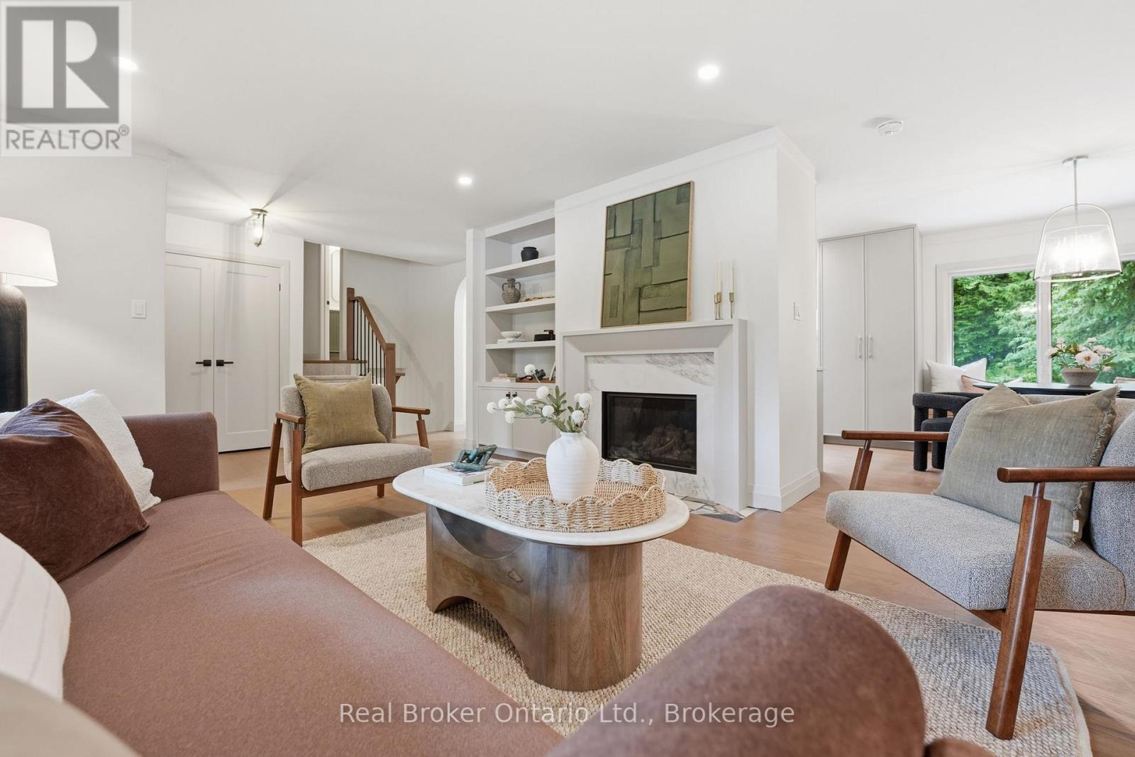 571 LEONARD COURT - 10