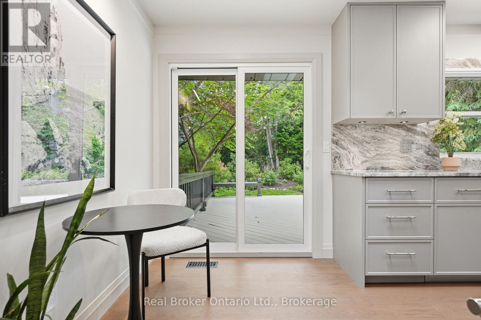 571 LEONARD COURT - 18