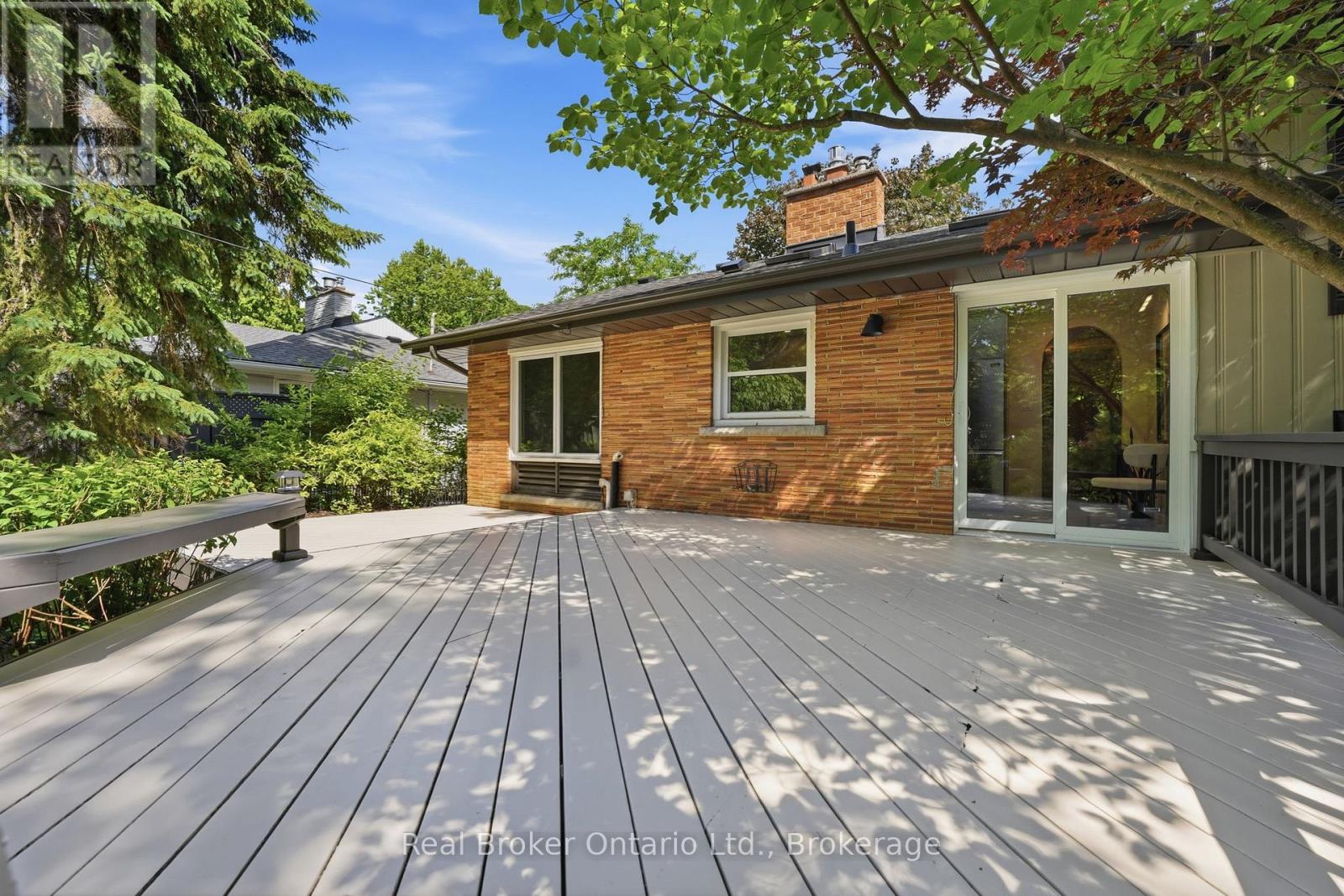 571 LEONARD COURT - 37