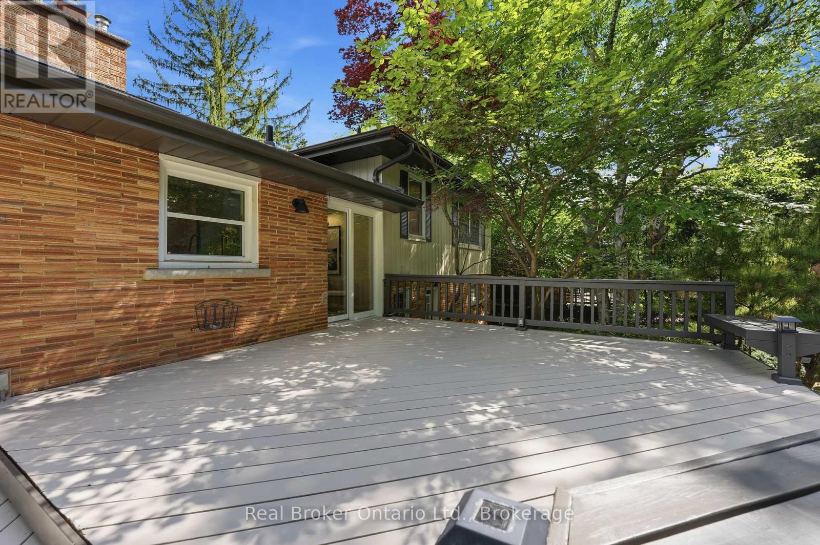 571 LEONARD COURT - 38