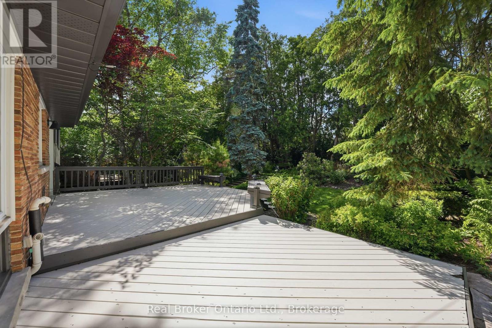 571 LEONARD COURT - 40