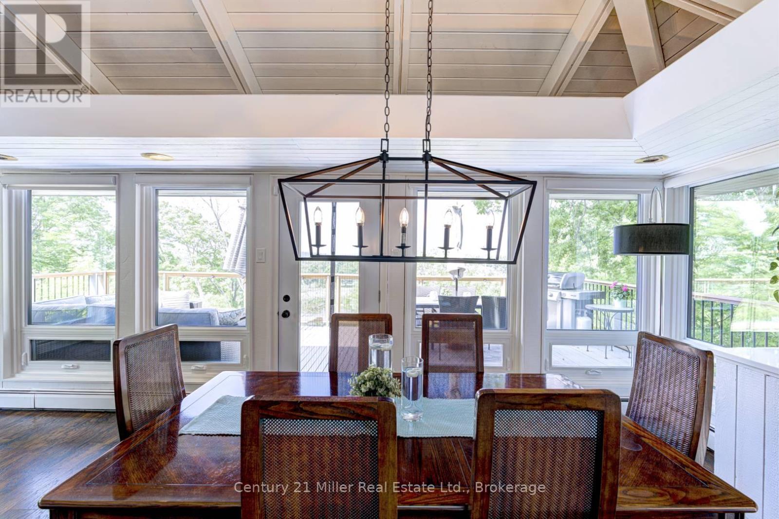 50 GREENSVIEW DRIVE - 13