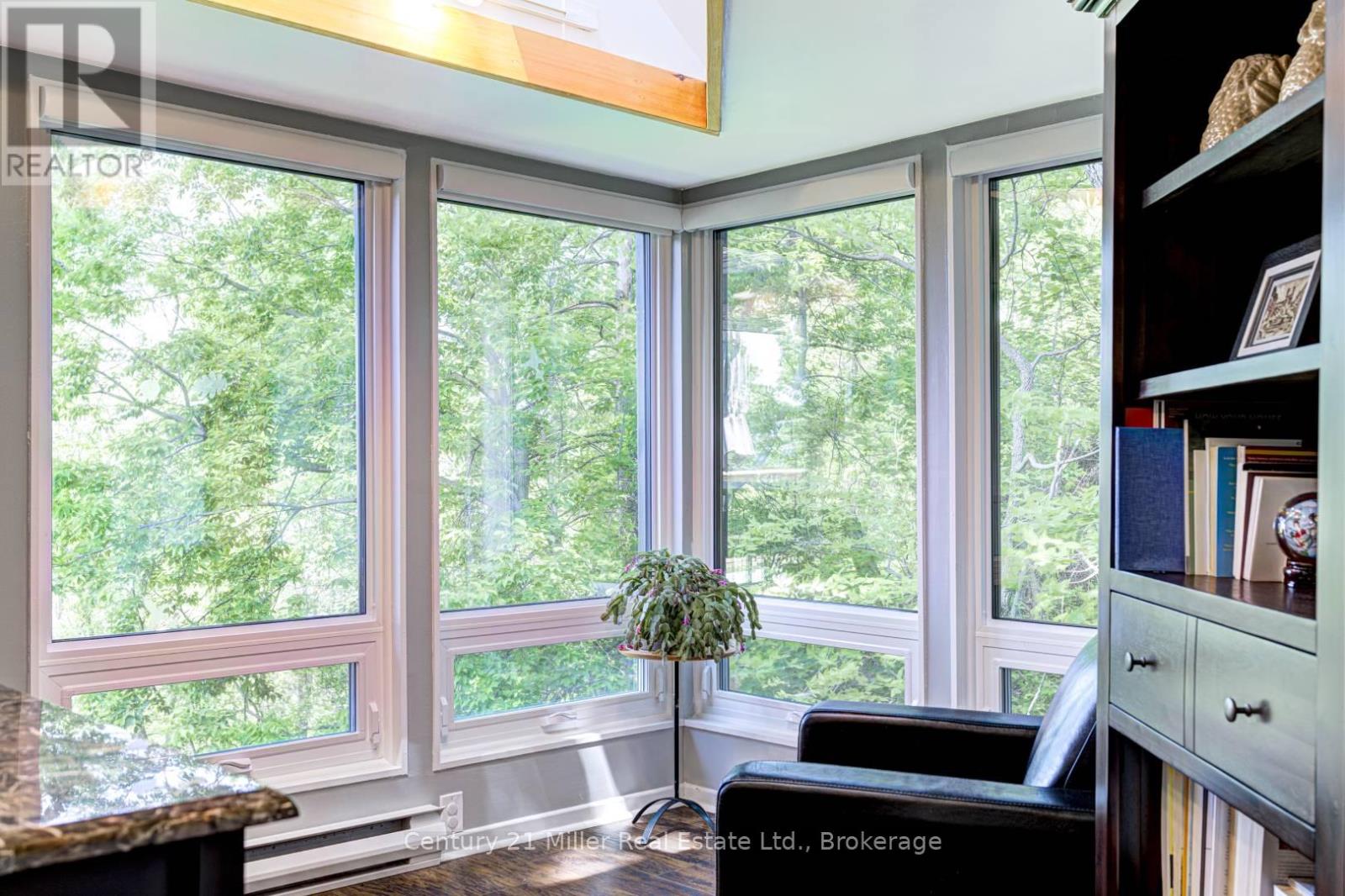 50 GREENSVIEW DRIVE - 20