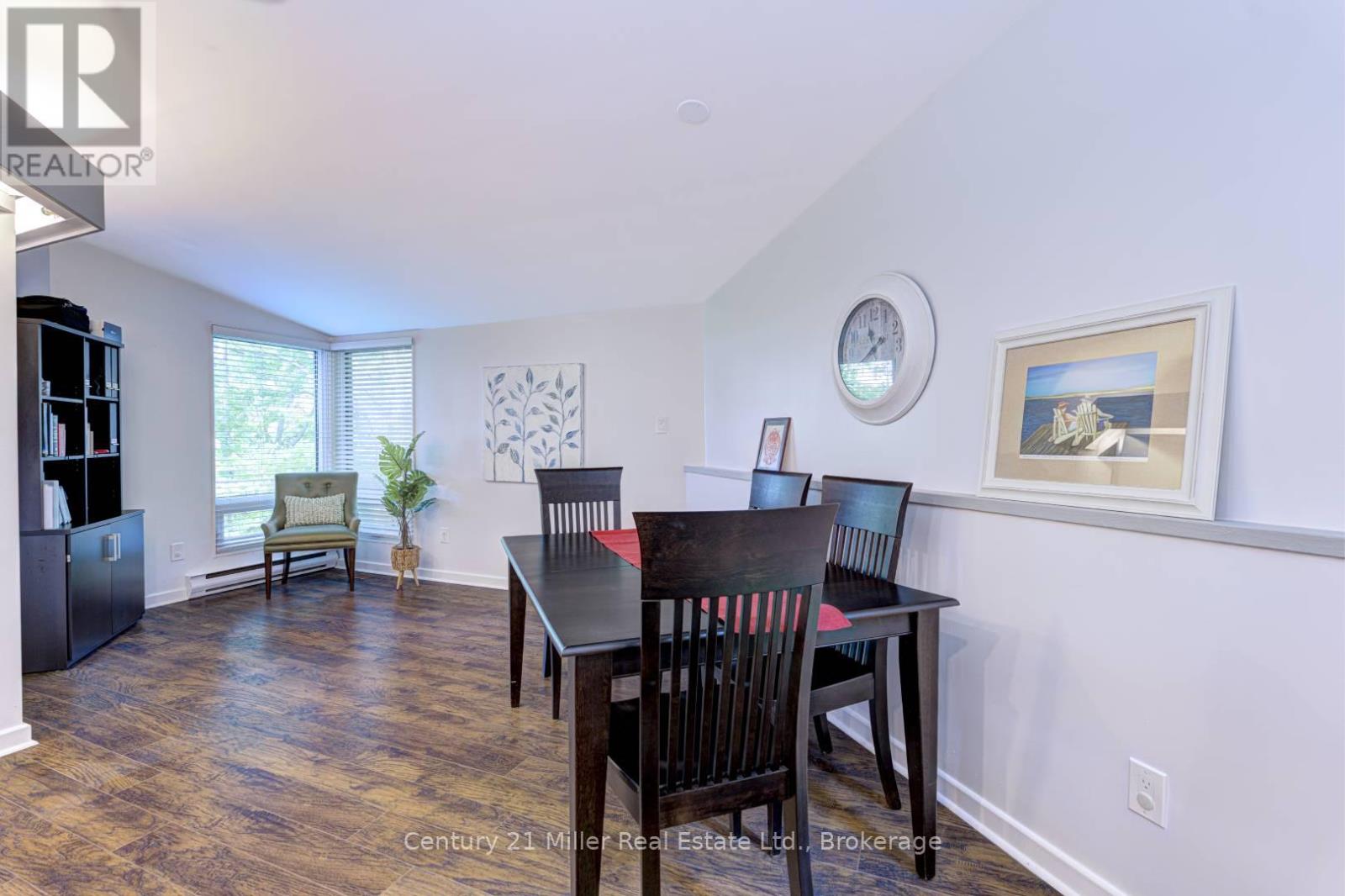 50 GREENSVIEW DRIVE - 22