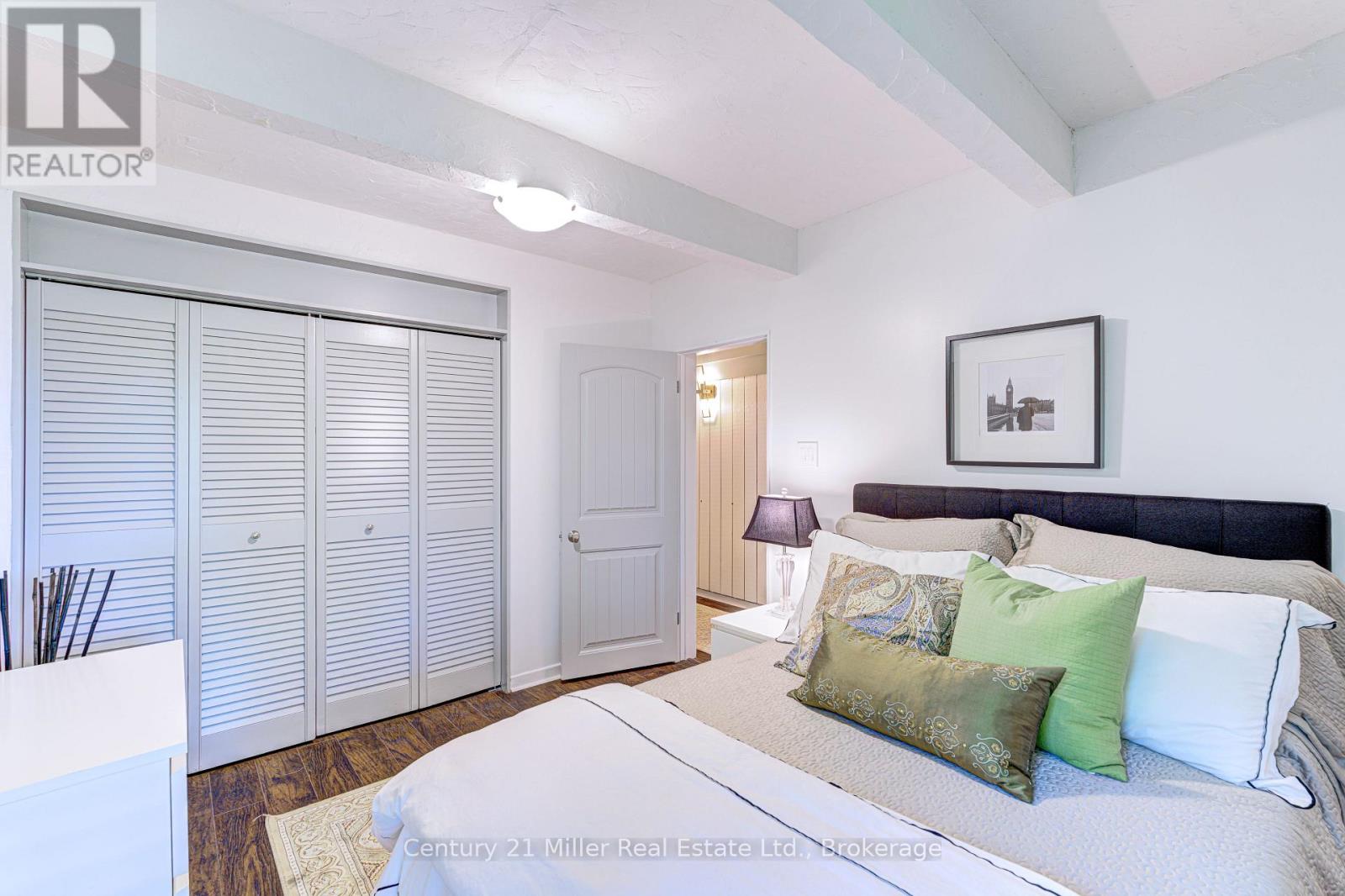 50 GREENSVIEW DRIVE - 31