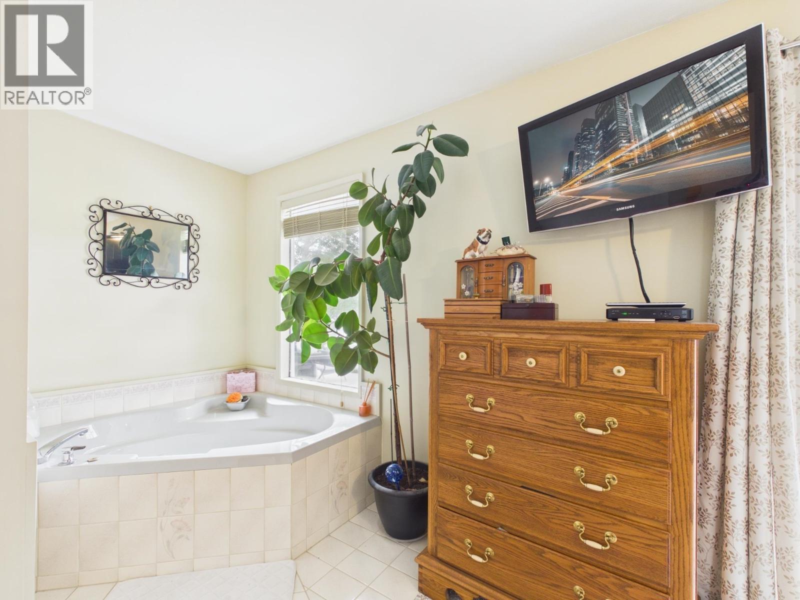 2464 FELKER LAKE DRIVE - 21