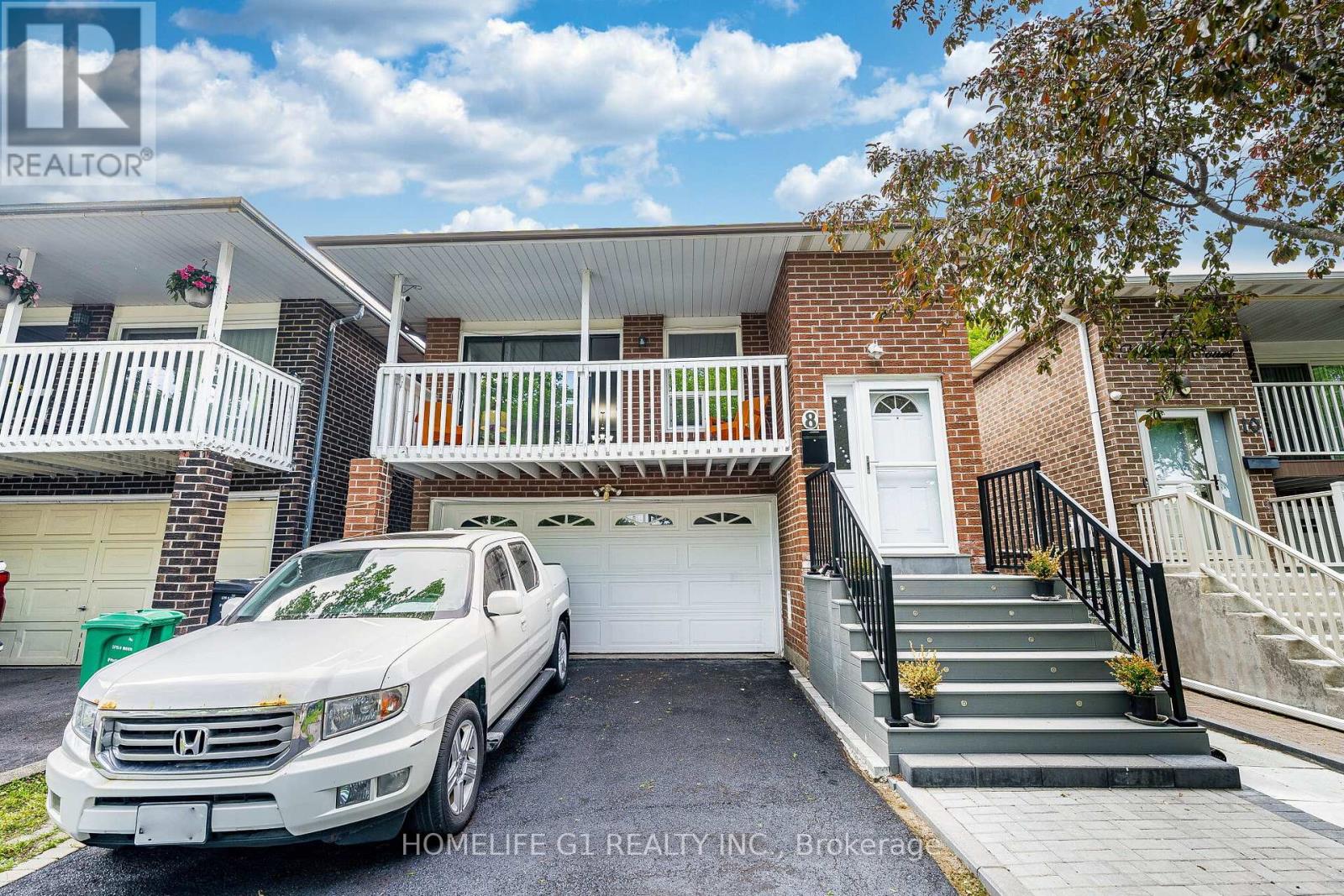 8 HOLGATE COURT - 1