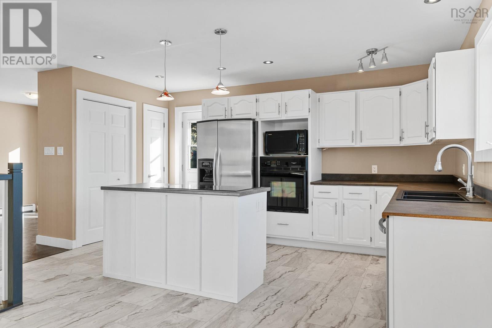 44 Lahey Drive - 20
