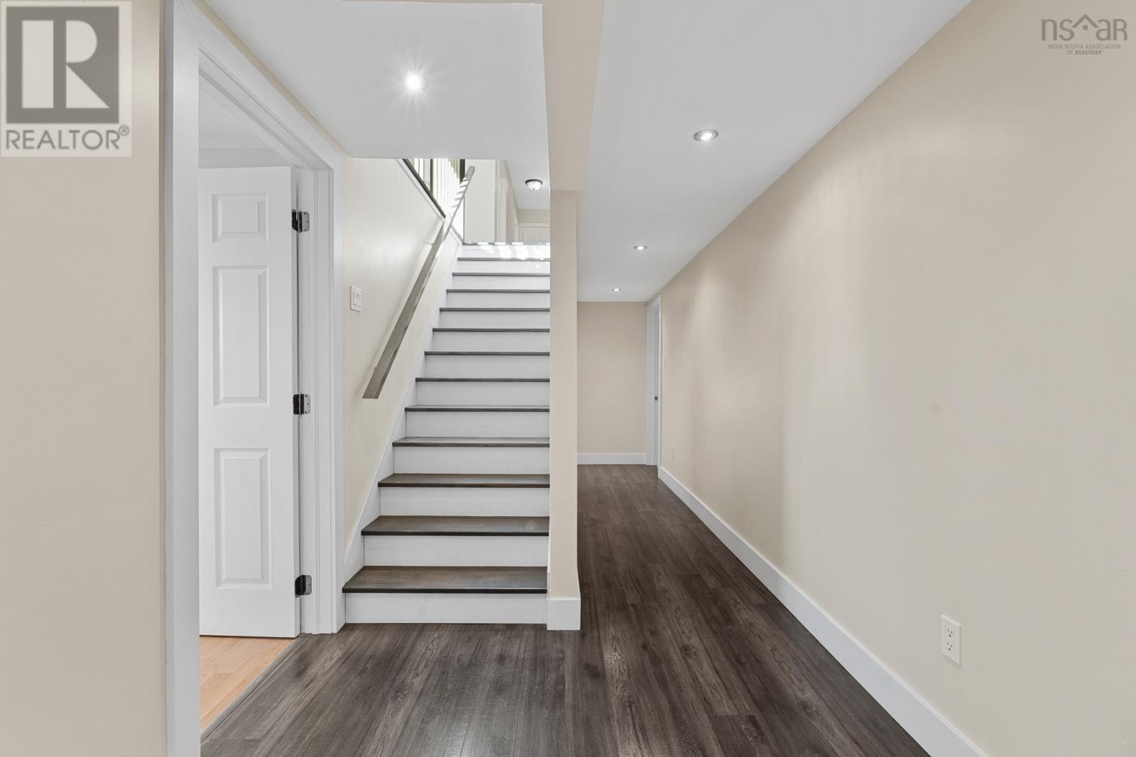 44 Lahey Drive - 31