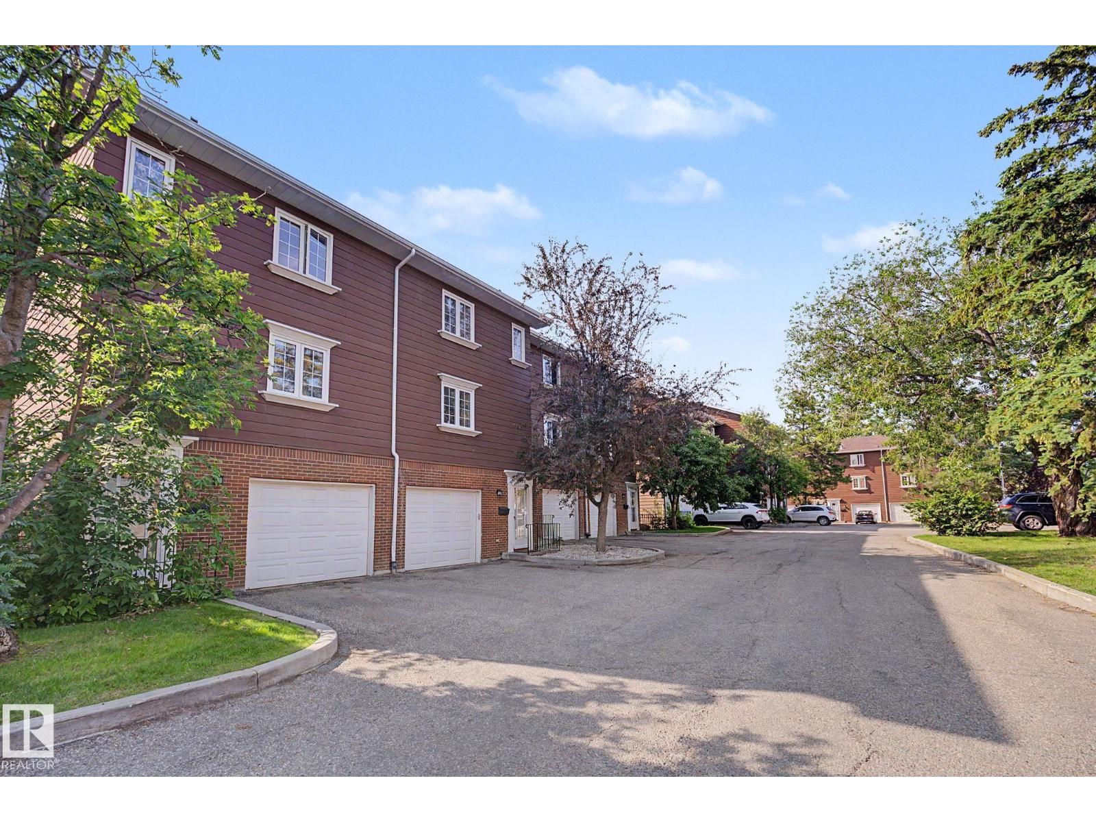 17084 67 AV NW - 40
