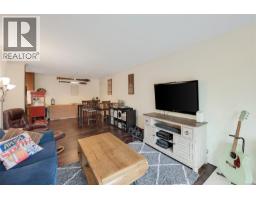 206 2022 Foul Bay Rd, Victoria, BC V8R5A9 Photo 13