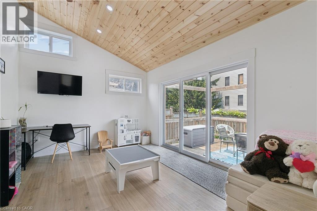 819 DEVONSHIRE Avenue - Image 11