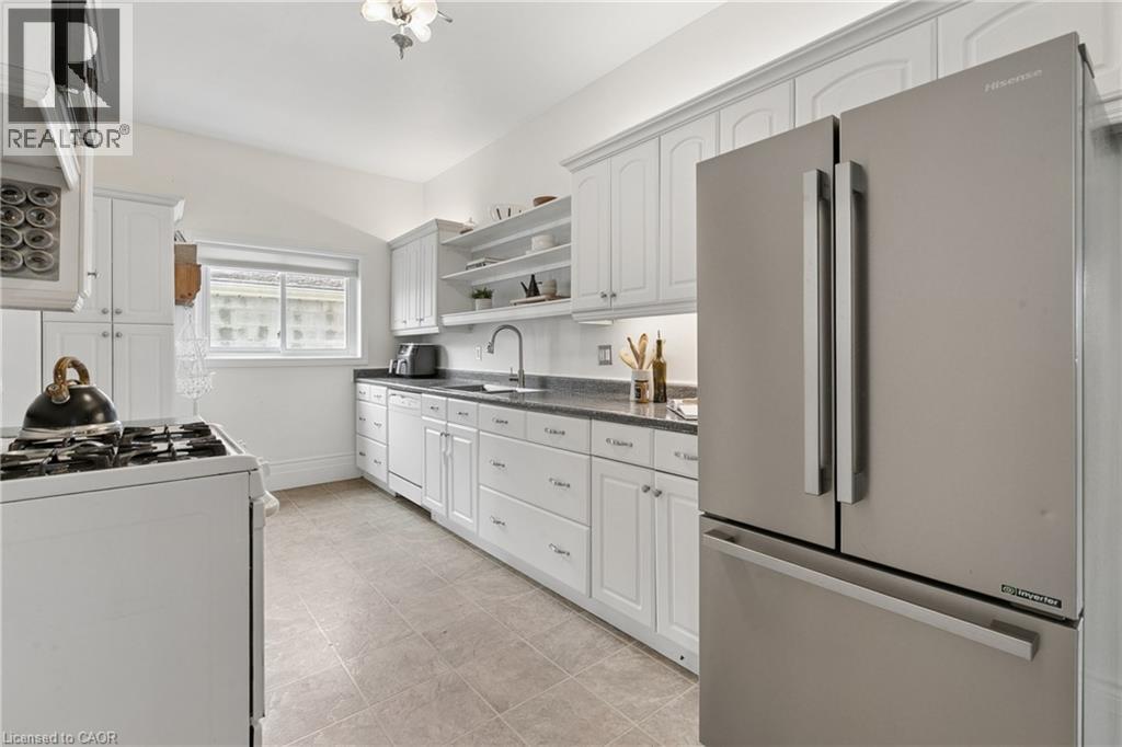 819 DEVONSHIRE Avenue - Image 8