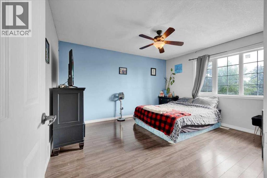 125 13 Avenue - 25