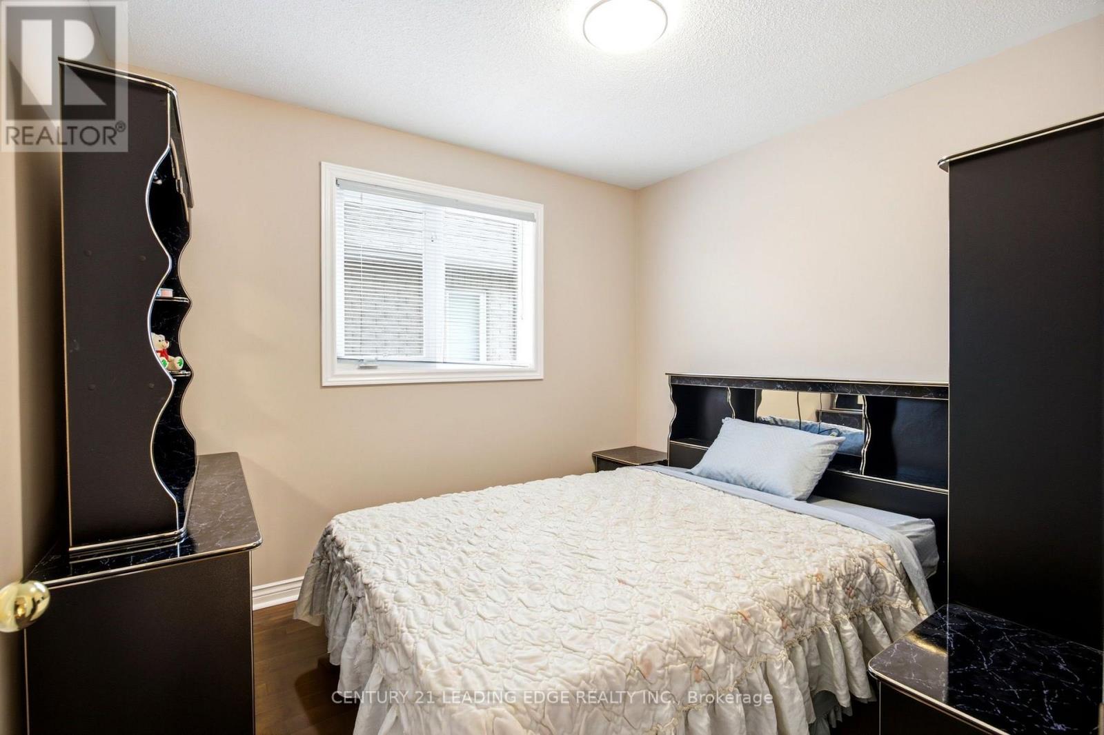 131 TOM EDWARDS DRIVE - Image 34