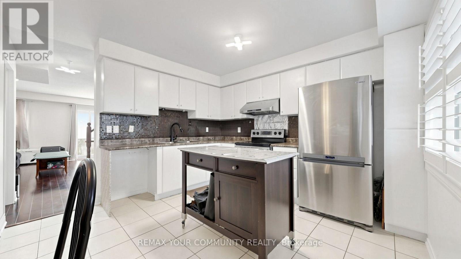 936 AUDLEY ROAD - 14