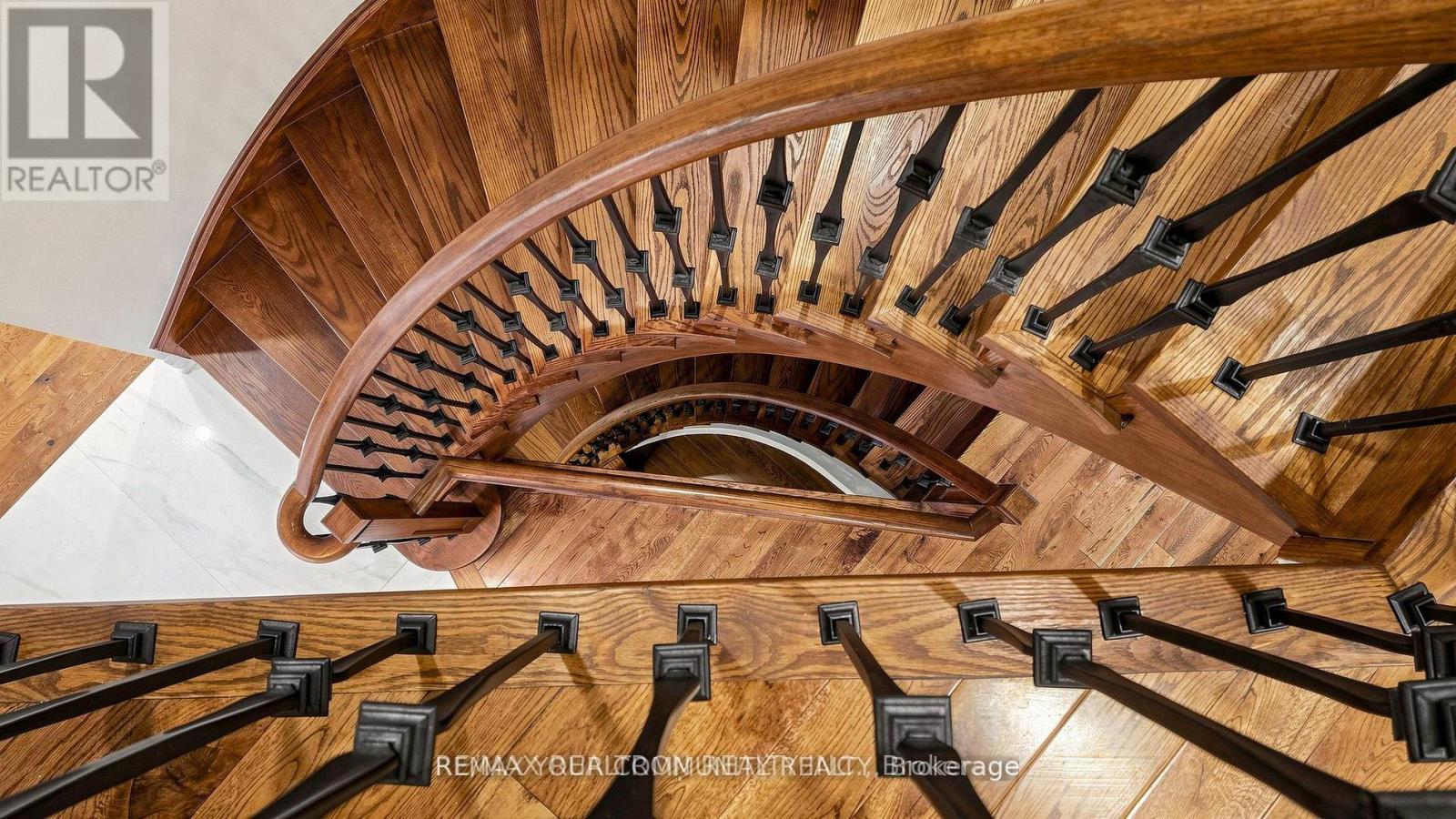 48 BEATTY CRESCENT - 18