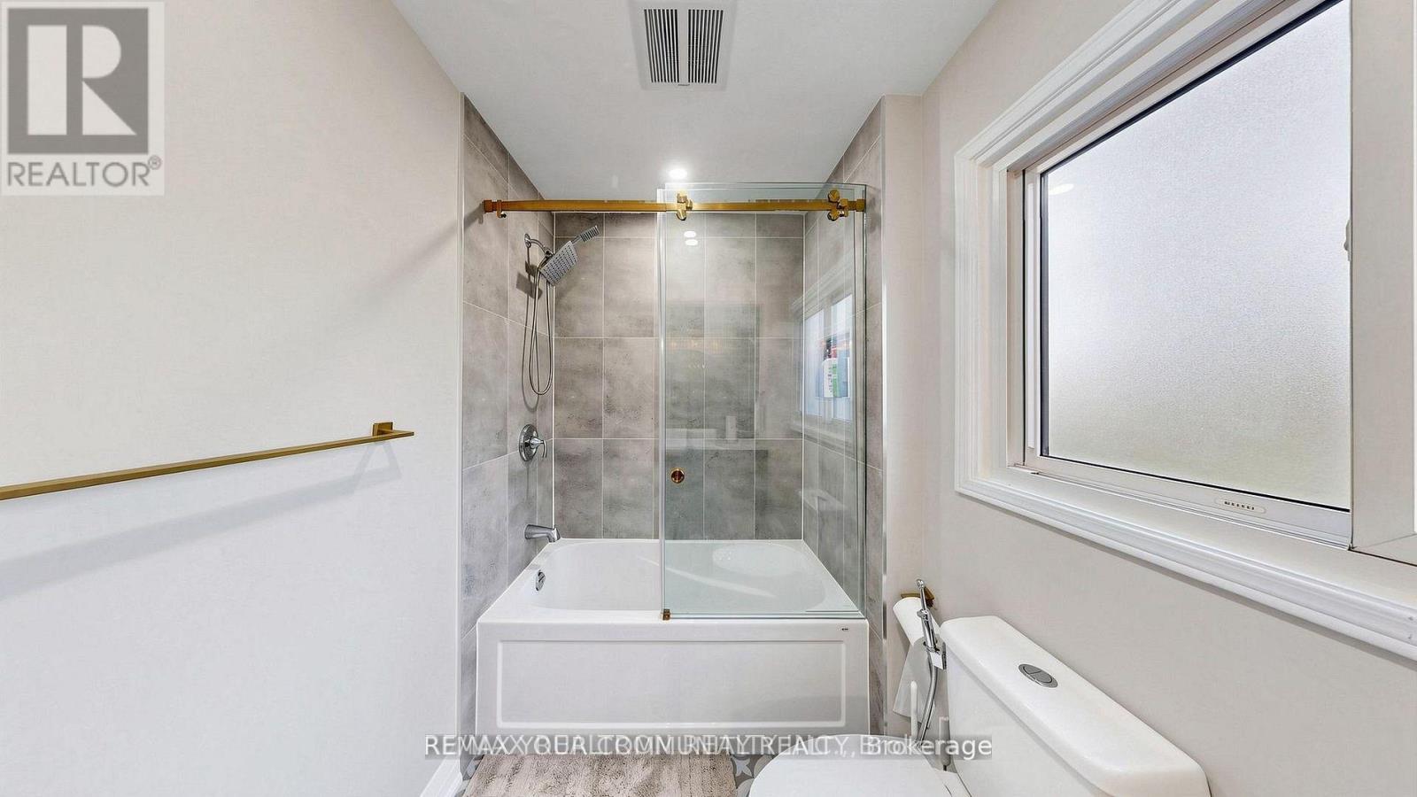 48 BEATTY CRESCENT - 23