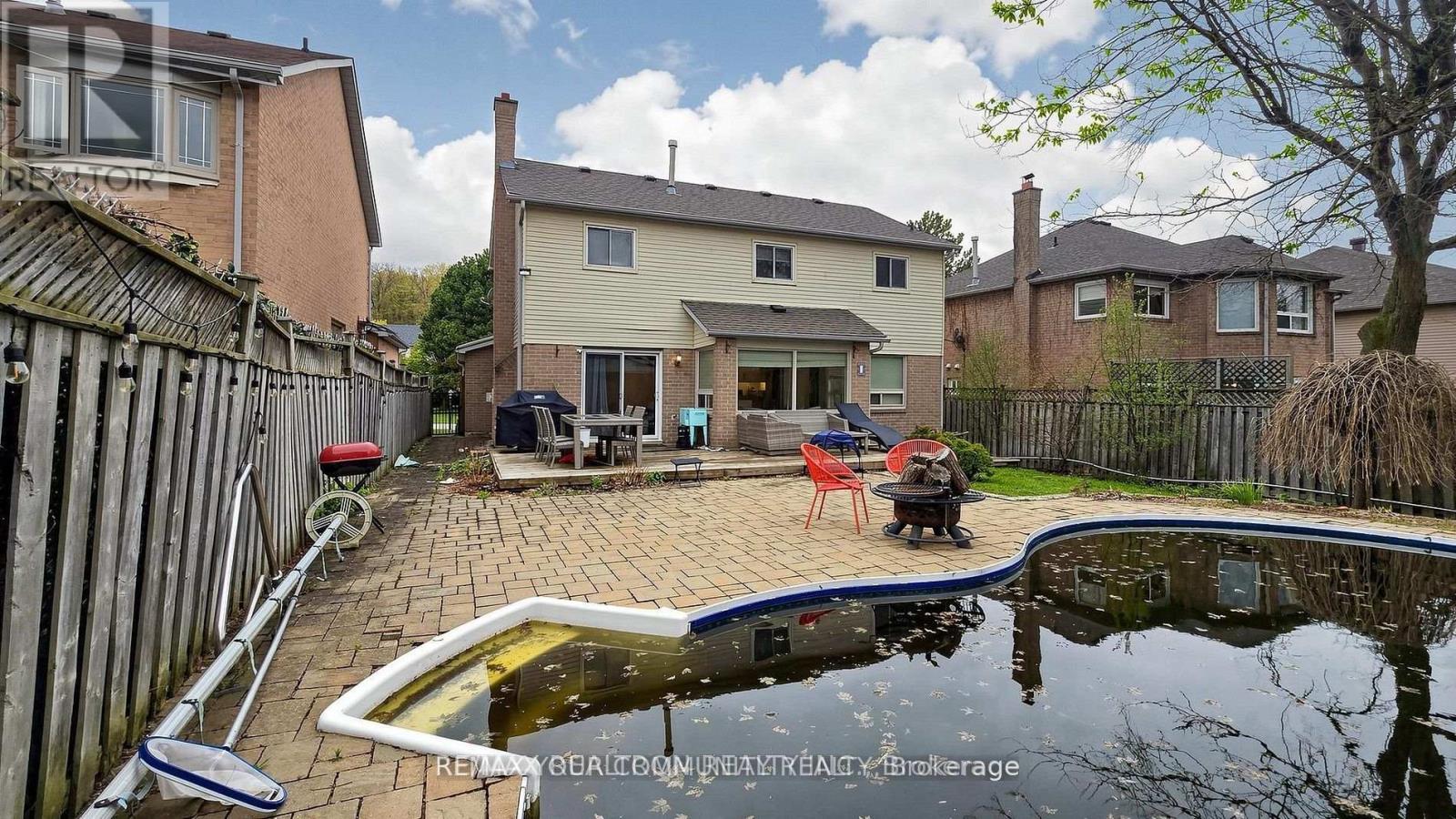 48 BEATTY CRESCENT - 29