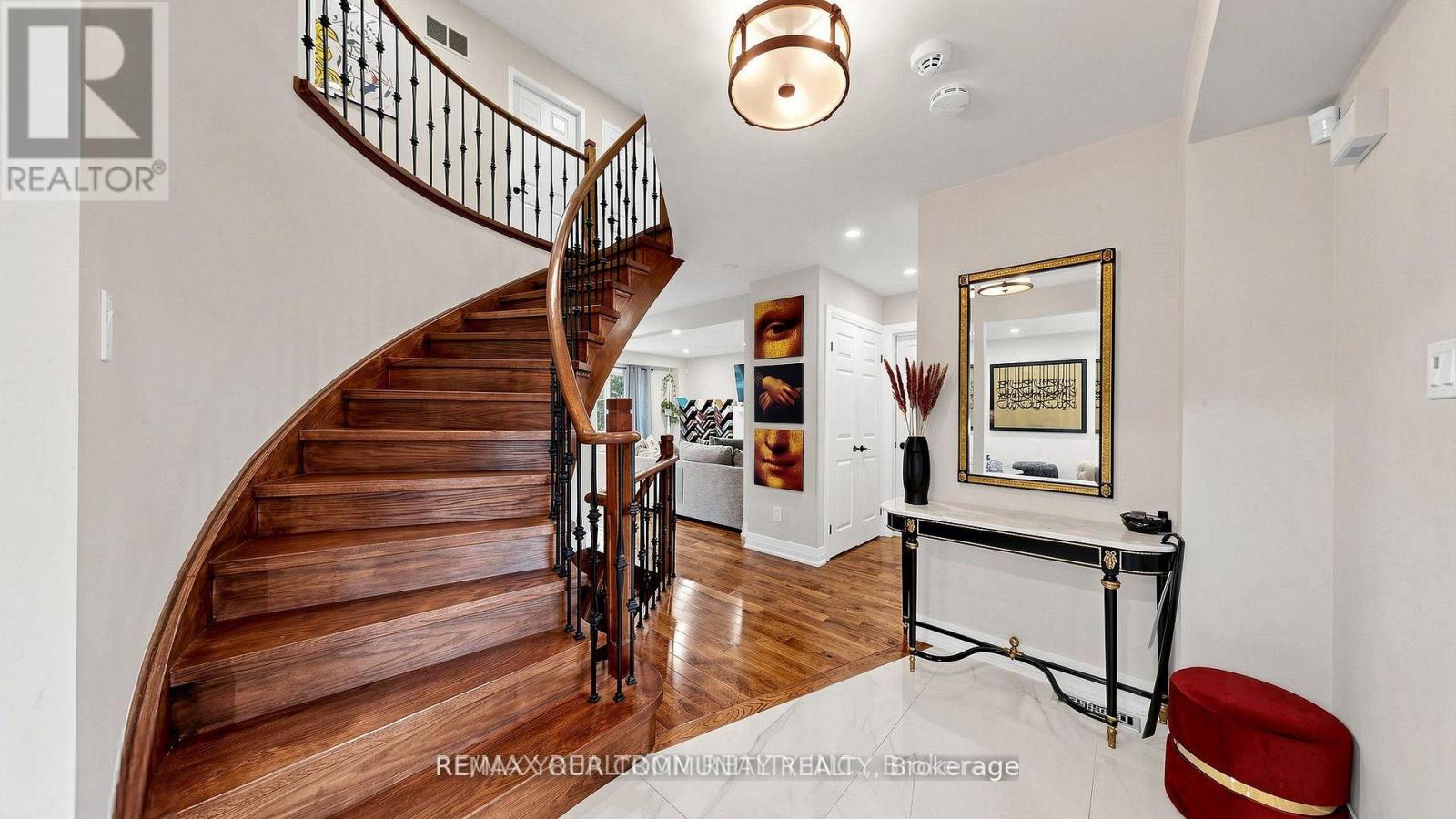 48 BEATTY CRESCENT - 3