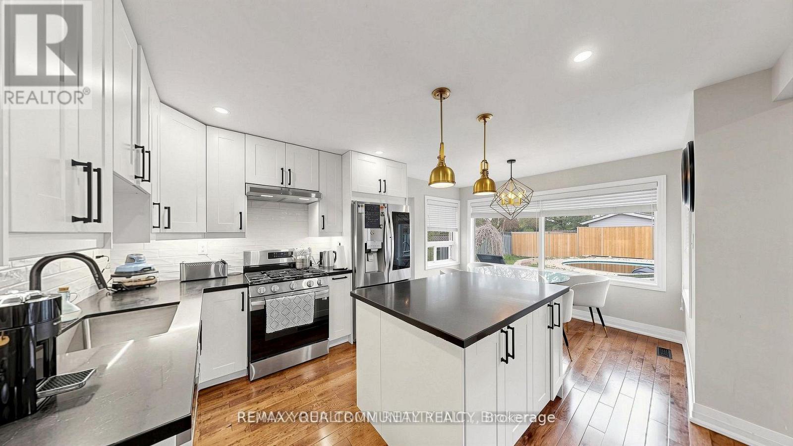 48 BEATTY CRESCENT - 8