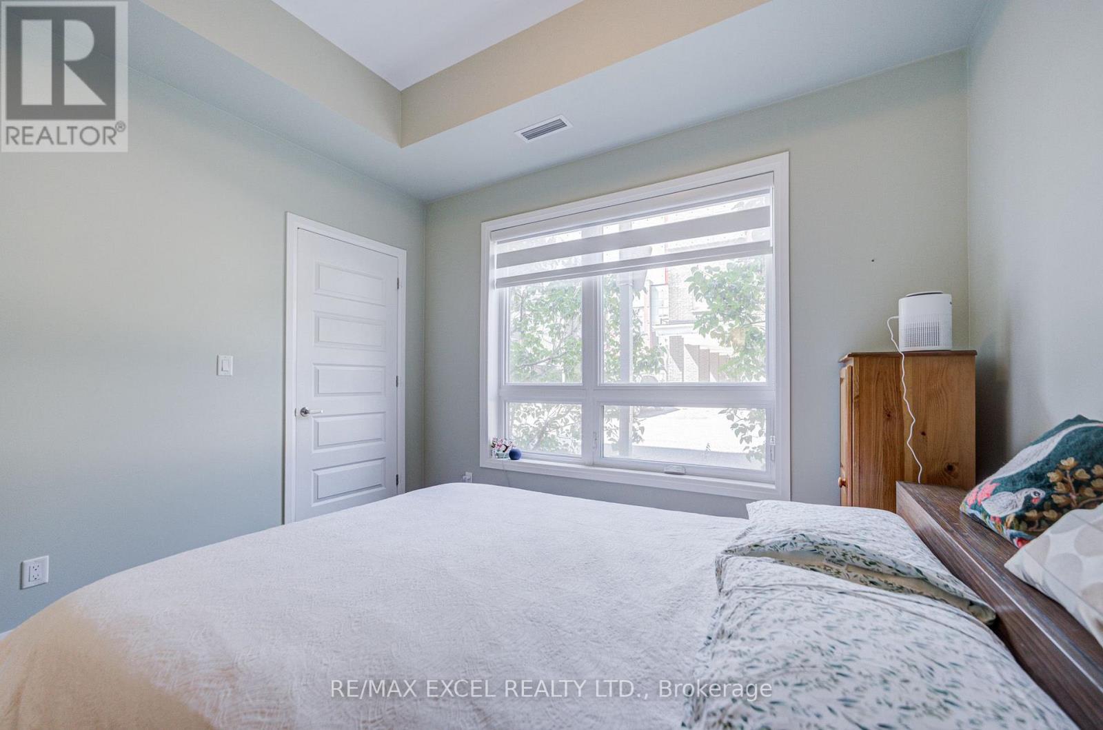 #103 2 ADAM SELLERS STREET - Image 36