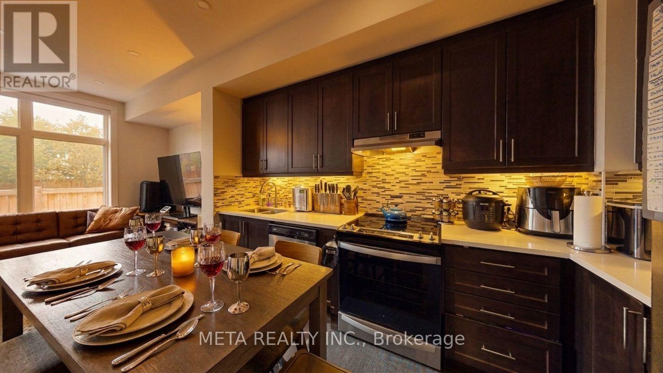 #L144 9560 ISLINGTON AVENUE - 16