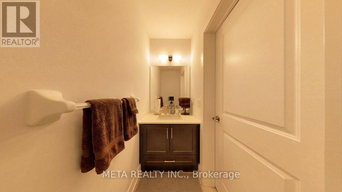 #L144 9560 ISLINGTON AVENUE - 19